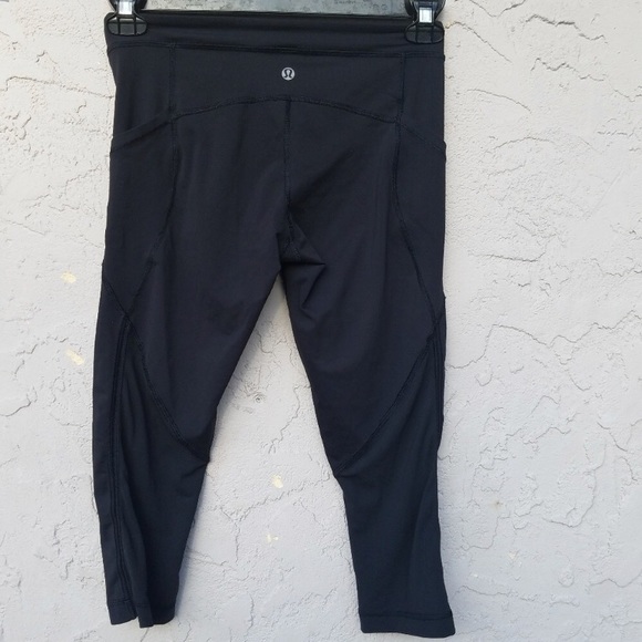 lululemon capris with side pockets